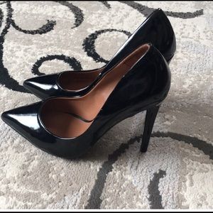 Candies black heels size 8.5